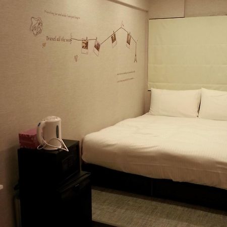 Holiday Fun Hostel Taipei Eksteriør billede
